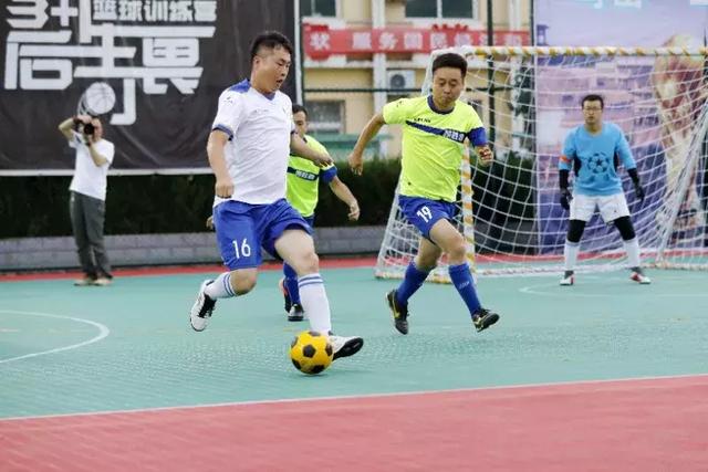 战力如何？记者：阿莫林想组恩昆库、G·拉莫斯、普利西奇三叉戟